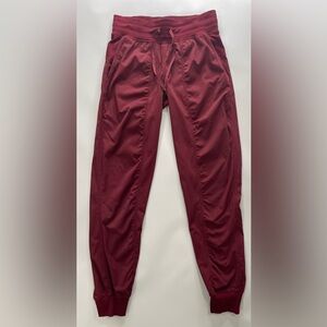 Lululemon women’s Dance Studio Jogger Pant Size 4